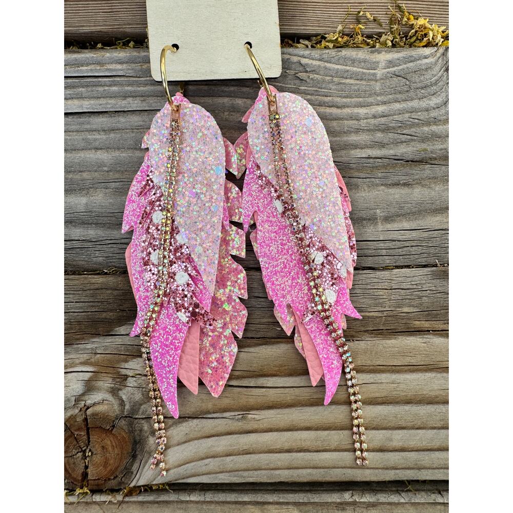 Keep It Gypsy NWT Pink Glitter Feather Statement Earrings Western Boho